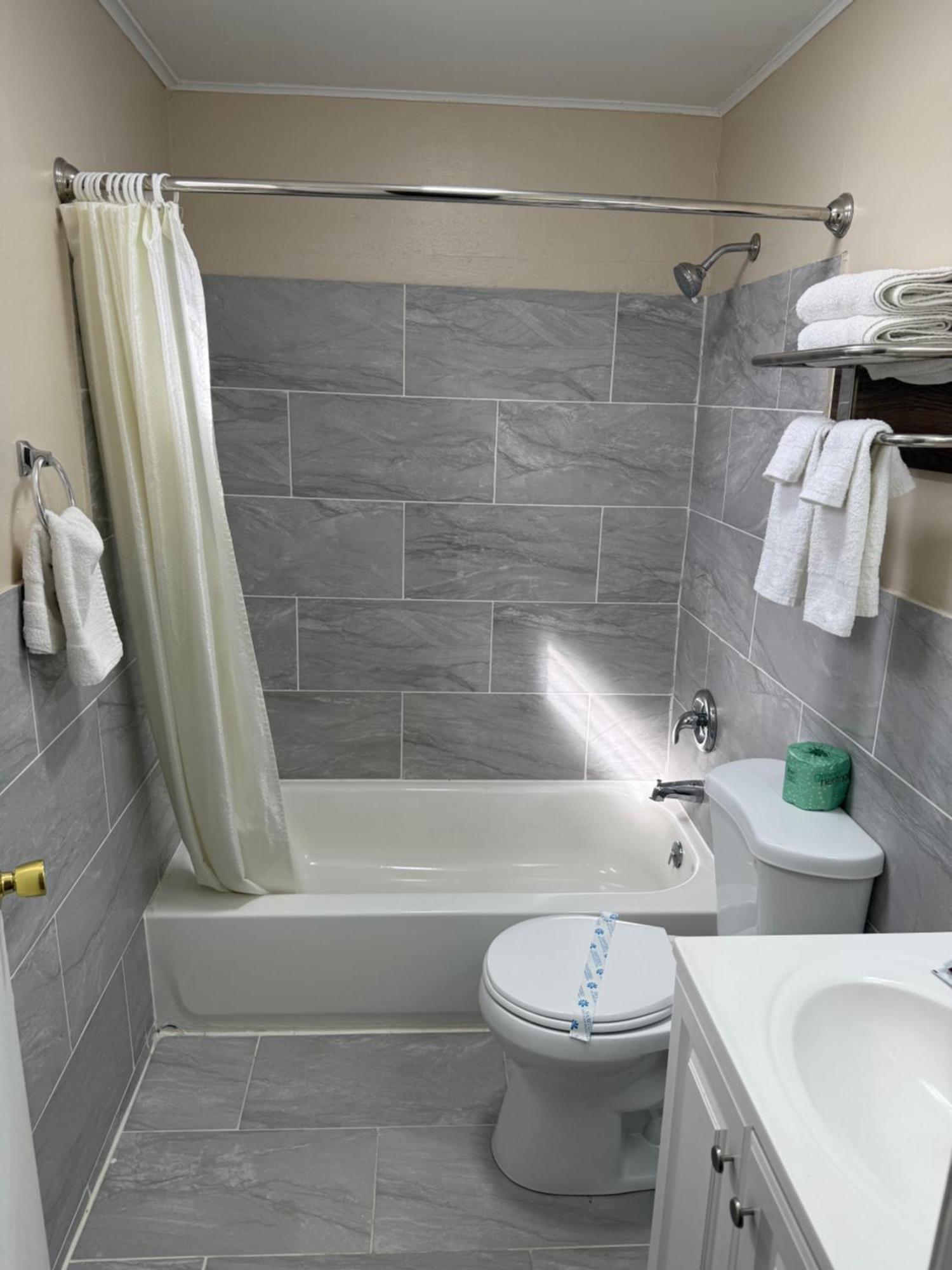 Boone Trail Inn Middlesboro Eksteriør billede